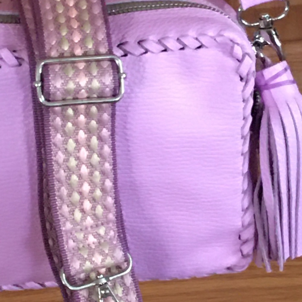SALE Leather Crossbody/Shoulder Bag by Ceil in lilac/lavender - like new!